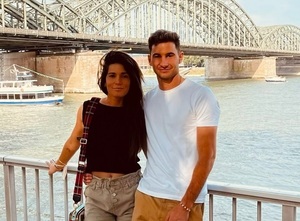 "La pareja de Alario" se lanza contra medio tras entrevista 