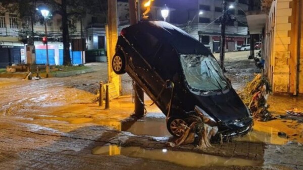 Temporal en Petrópolis: Ascienden a 104 los muertos
