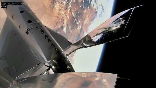 450.000 dólares por unos minutos en el espacio
