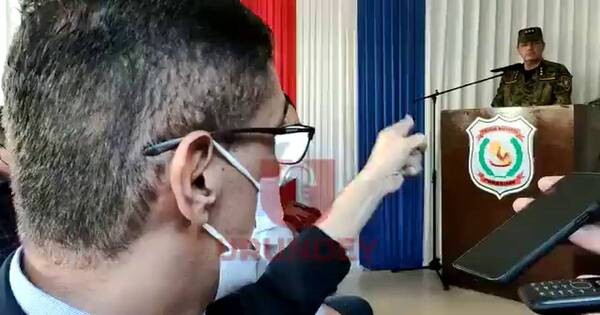 La Nación / “La Policía Nacional falló conmigo”, increpó el gobernador de Amambay al comandante Fleitas