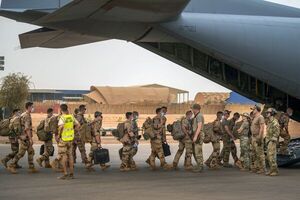 Francia anunció el retiro de sus tropas en Mali, tras nueve años de lucha contra el yihadismo - .::Agencia IP::.