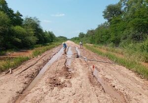Pobladores de Pedro P. Peña reclaman arreglo de caminos - Noticias del Chaco - ABC Color