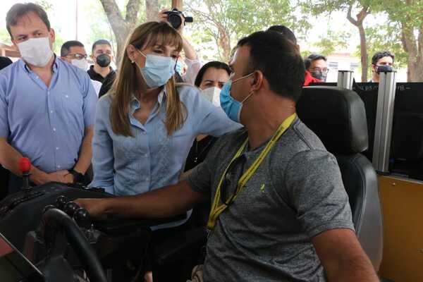 Trabajo presentó curso de palacargadora que iniciará en marzo en Capiatá - .::Agencia IP::.