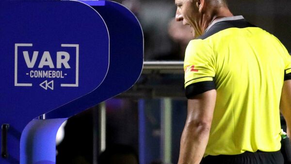 Argentina comenzará a utilizar el VAR en abril