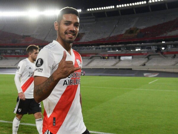 La genialidad de David Martínez en la goleada de River Plate