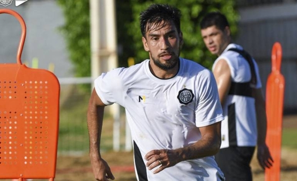 Diario HOY | ‘Chelo’ Estigarribia intimó a Olimpia