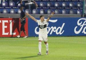 Crónica / Lo aseguró el presi Cardona: “Paiva es intransferible”