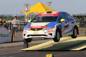 Noventa y seis tripulaciones animarán la fiesta en la Costanera