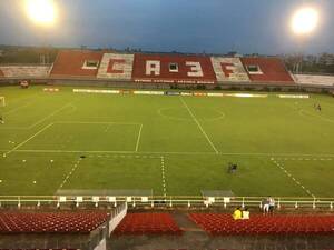 Crónica / Increíble: Presidente del 3 de Febrero no sabía que la selección jugará en su estadio