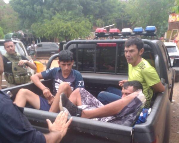 Mediante GPS inicia persecución y capturan a motochorros
