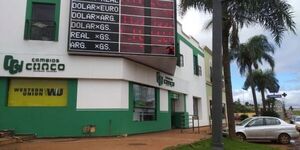Operaciones cambiarias cayeron casi 90% en los últimos dos años