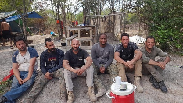 DENUNCIAN A GRUPO PARAMILITAR CON ARMAS LARGAS CONTRATADOS COMO MERCENARIOS POR LA SECTA MOON - La Voz del Norte