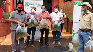Entregan alevines a piscicultores del Itapúa