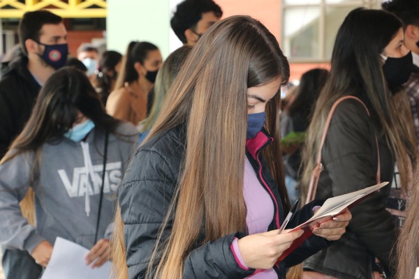 EBY recibirá las solicitudes para acceder a becas universitarias en Ñeembucú - .::Agencia IP::.