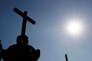Sacerdote irá a prisión por drogar y abusar de feligresa - Mundo - ABC Color