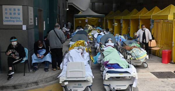 La Nación / Hong Kong desbordada por su peor rebrote a causa de ómicron