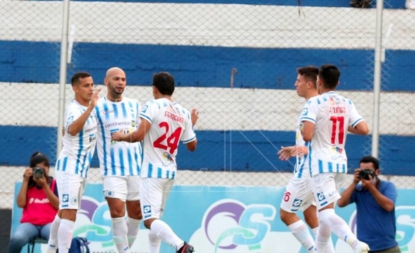 Diario HOY | ‘Torito’ da su primera victoria al 12 de Octubre