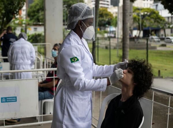 Covid: Brasil registra 1.127 muertes en 24 horas