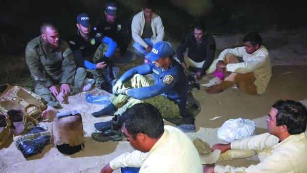 Casadeños llevan años acosados por guardias