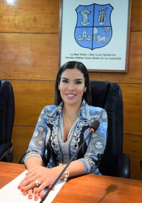 Últimos días para postular candidatas al premio municipal “Serafina Dávalos” - Nacionales - ABC Color