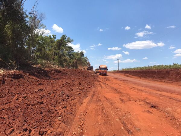 Avanza obra de asfaltado del camino que pasa por el CERESO