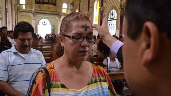 Cuaresma: Recuerdan a católicos "no pecar con la carne" los viernes