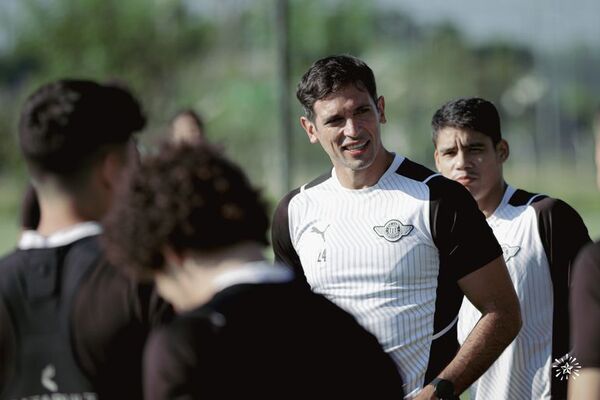 “Si el cuerpo técnico cree, Roque Santa Cruz va a ser titular” - Libertad - ABC Color