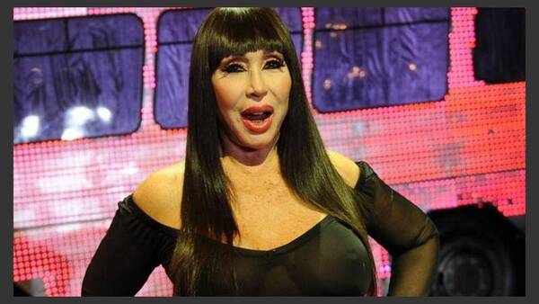 Crónica / [VIDEO] Moria hizo ¡pelar tití! a su invitada en televisión