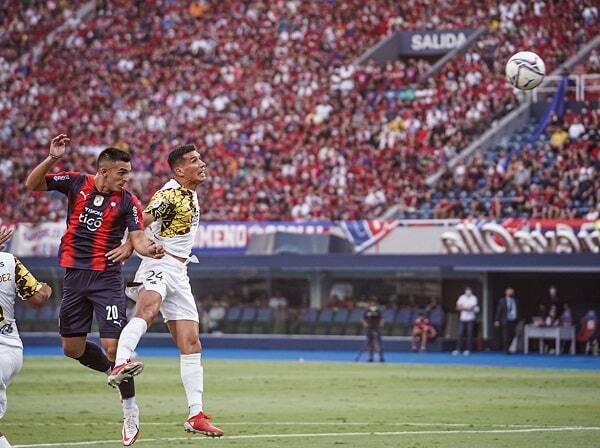Cerro Porteño supera a Guaraní y comparte la punta