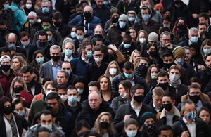 Inglaterra eliminará la obligación de aislarse para los contagiados de covid - Mundo - ABC Color
