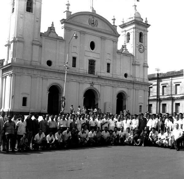 Esto sucedió - ABC Revista - ABC Color