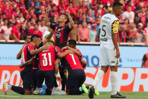 Cerro, el campeón que no para de ganar y también es líder invicto