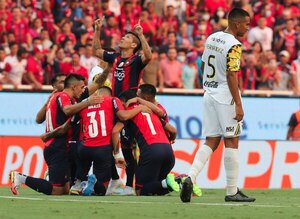 Carrascal dedica la victoria a la hinchada 'más grande del Paraguay'