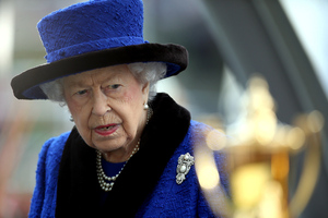 La reina Isabel II dio positivo al COVID-19 - Megacadena — Últimas Noticias de Paraguay