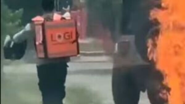 Se entregó propietario de Jeep que incendió moto de delivery