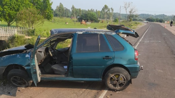 Una madre pierde la vida en accidente a causa de un bache