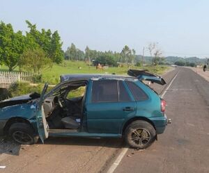 Una madre pierde la vida en accidente a causa de un bache