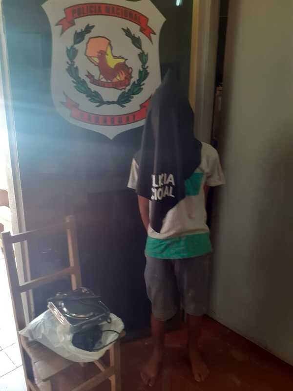 Detienen adolescente con objetos hurtados - La Clave
