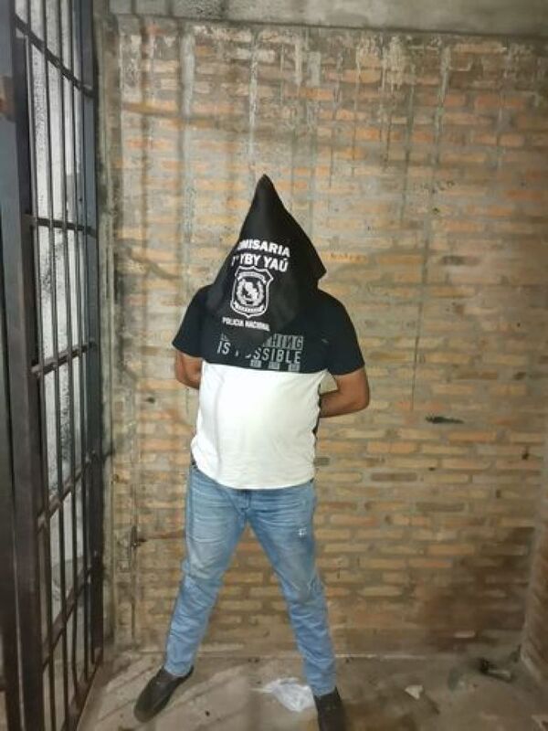 Oficial asesinó a su camarada en casa de su primo intendente