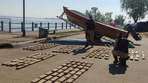 Decomisan 180 kilos de marihuana paraguaya en Argentina - Noticiero Paraguay