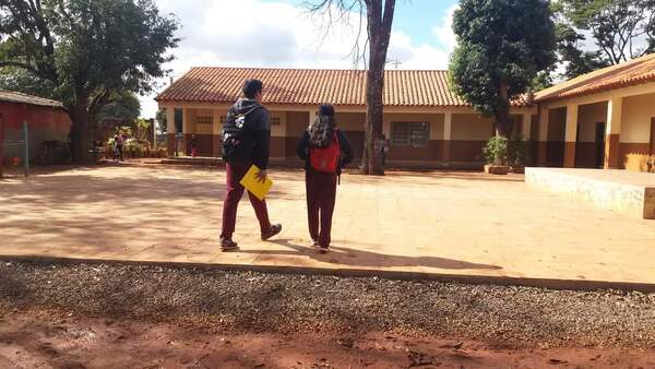 Sin agua y con obras inconclusas, el primer día de clases en varias escuelas - La Clave