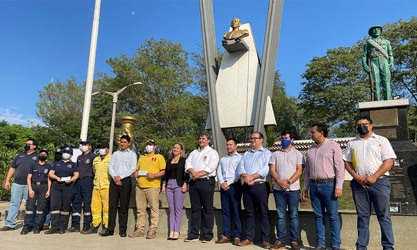 Bomberos de Coronel Oviedo reciben transferencia de recursos municipales - OviedoPress