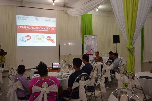 SINAFOCAL brindará curso gratuito de Plan de Negocios en Santaní