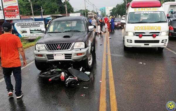 Motociclista provoca choque frontal en la ruta Luque - Areguá •