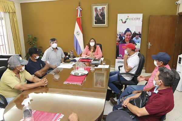 Indert prosigue con regularización de tierras y arraigo de familias rurales