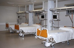 Profesionales de salud se reúnen con MEC para analizar situación de decenas de facultades de Medicina sin acreditación