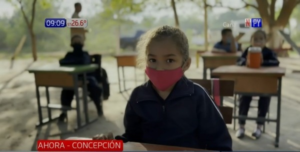 Clases presenciales, pero bajo árboles en Concepción - ADN Digital