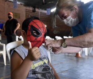 Niños pueden vacunarse contra el covid-19 en el ex-Aratirí desde hoy - Nacionales - ABC Color