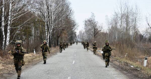 La Nación / Crisis en Ucrania: Rusia abatió a cinco “saboteadores” y detuvo a un soldado ucraniano
