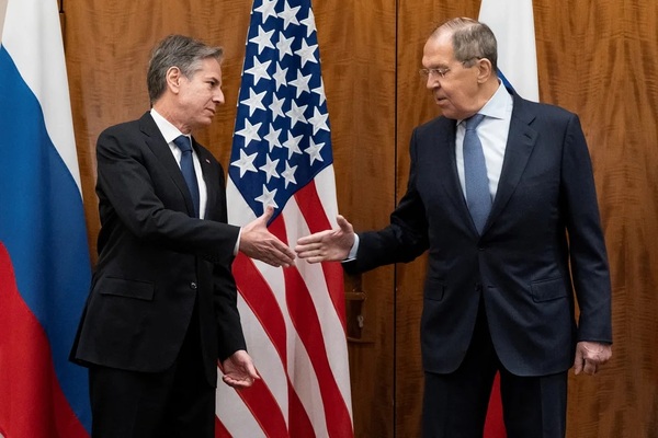Líderes diplomáticos de EE.UU y Rusia se reunirán este jueves en Ginebra para tratar de evitar una guerra en Ucrania